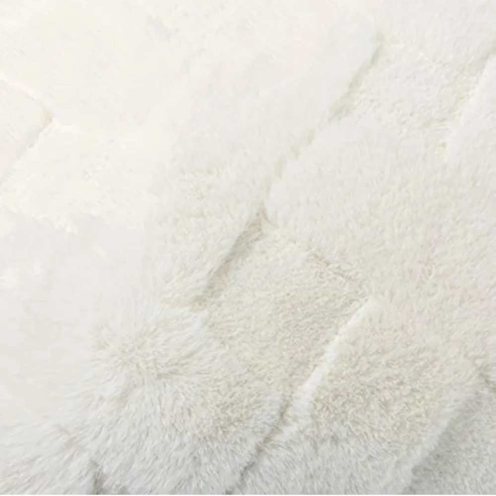 Set of 2 Faux Fur Pillow Covers  Super Soft Plush Fleece Throw Textured Knitted